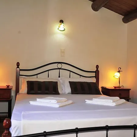 Artemida Traditional Homes By Apokoronas-villas Vakantiehuis *